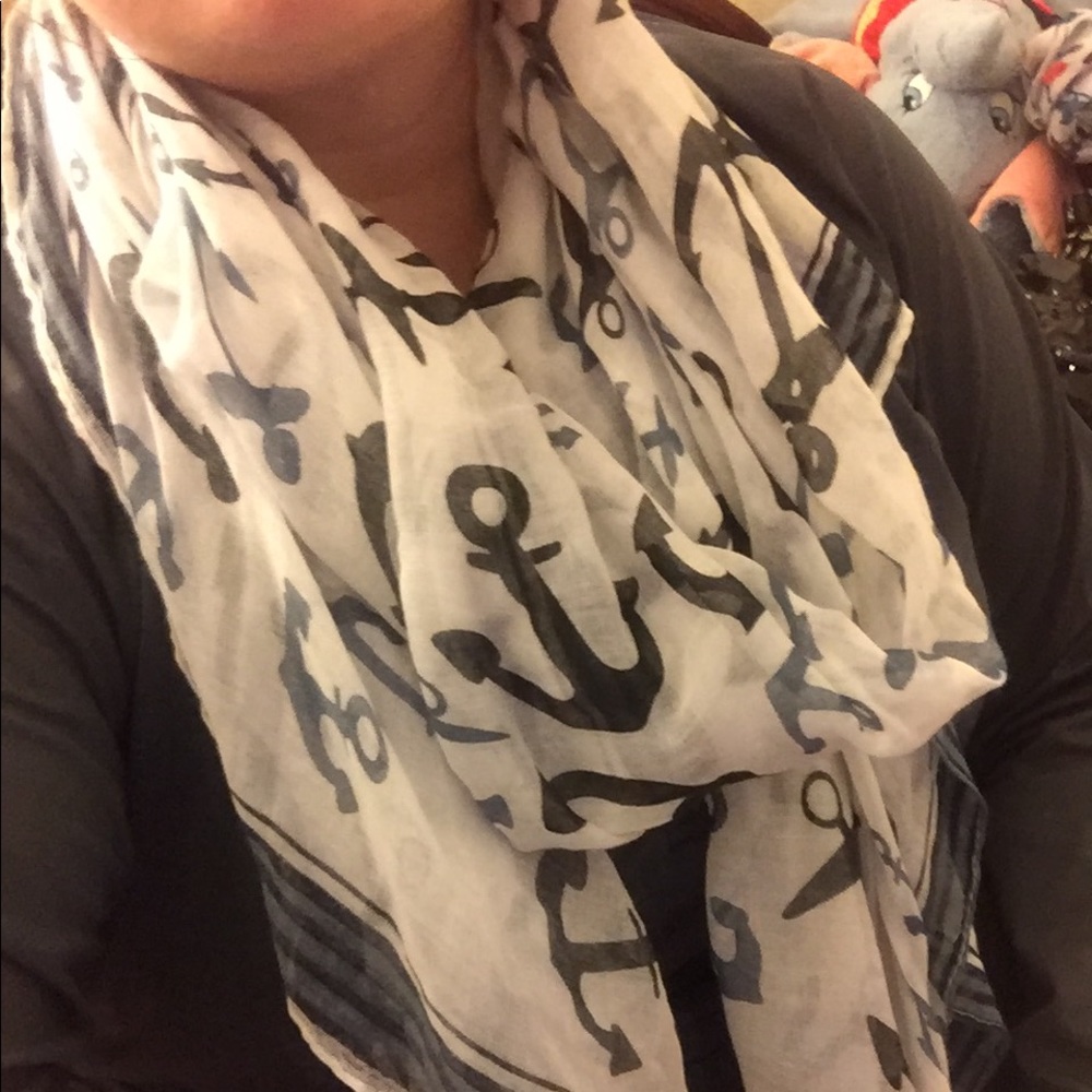Anchor scarf