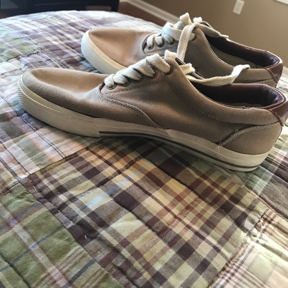 Polo Ralph Lauren shoes - Picture 2 of 4
