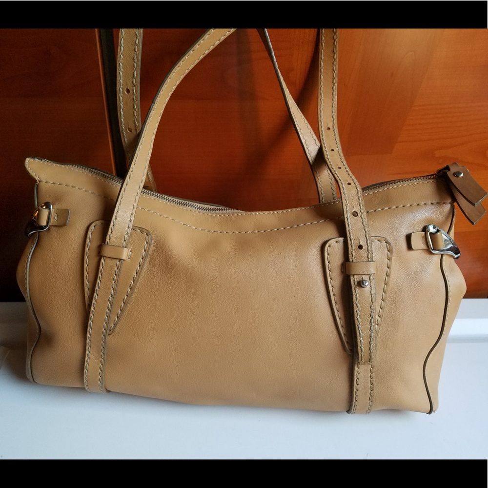 SOLD !!!!  Tod’s !!! sholder purse  camel color - Picture 2 of 7
