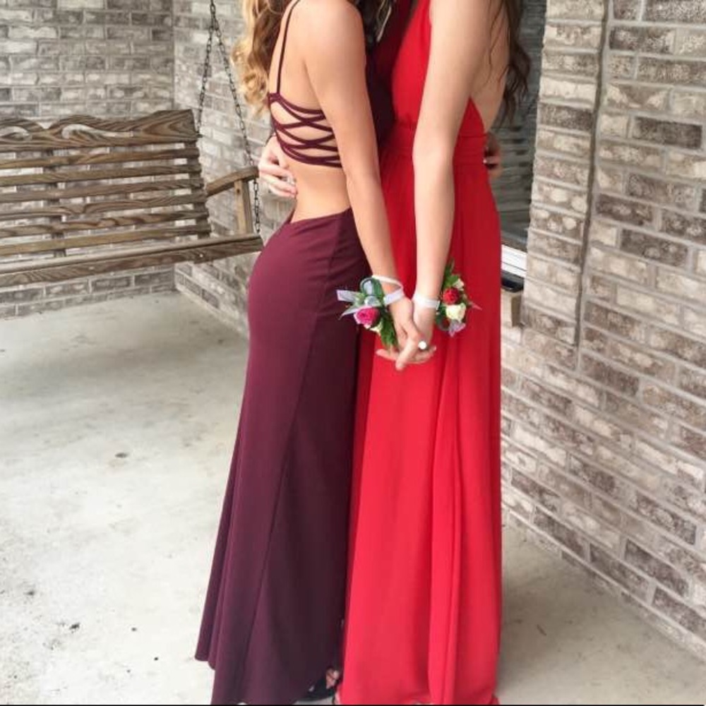 GORGEOUS La Femme Open Back Prom Dress
