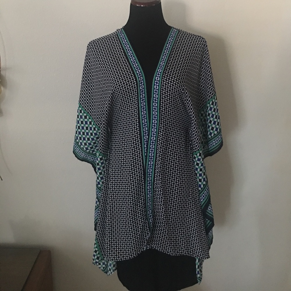 Violet + Claire Kimono