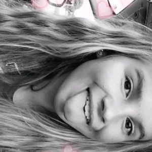 Meet your Posher, Jasmine