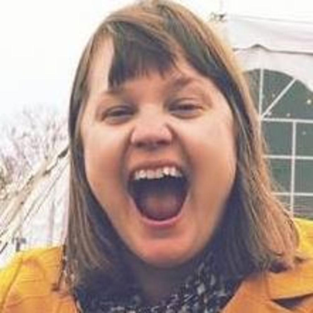 Meet your Posher, Angela