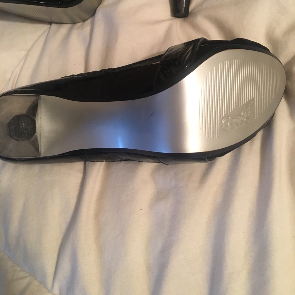 Heels - Picture 5 of 6