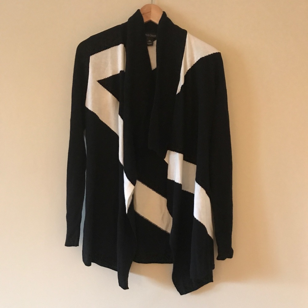 Cardigan asym design
