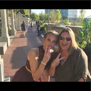 Meet your Posher, Dianna