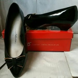 Cora Bow Premiere Collection Patent Leather Shoes