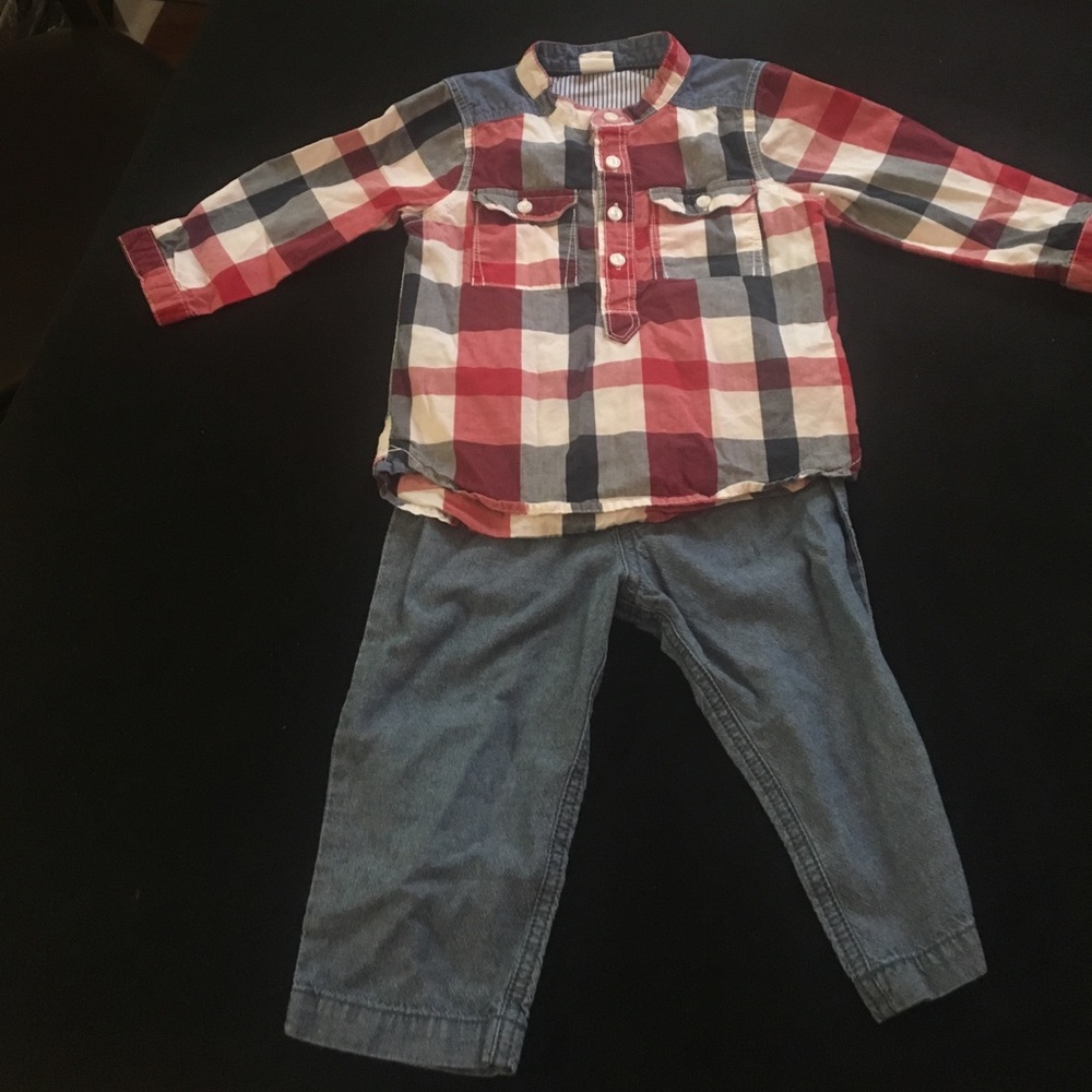 Carter’s Shirt and pants set