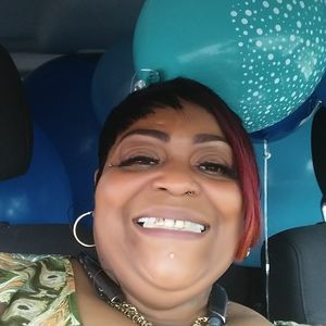 Meet your Posher, Debra