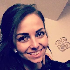 Meet your Posher, Emily