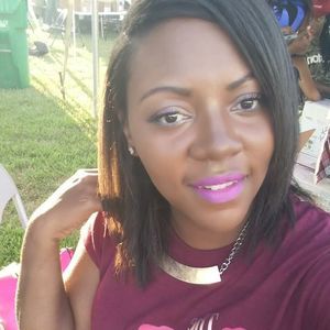 Meet your Posher, Avery