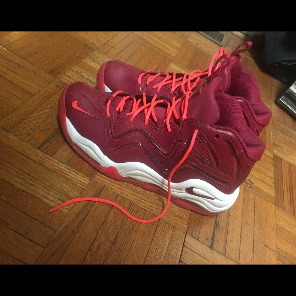 Nike Scottie Pippen "Noble Red"