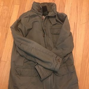 Old Navy Men's jacket w/removable vest.