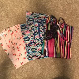 Bundle of 3 sleeveless tops!