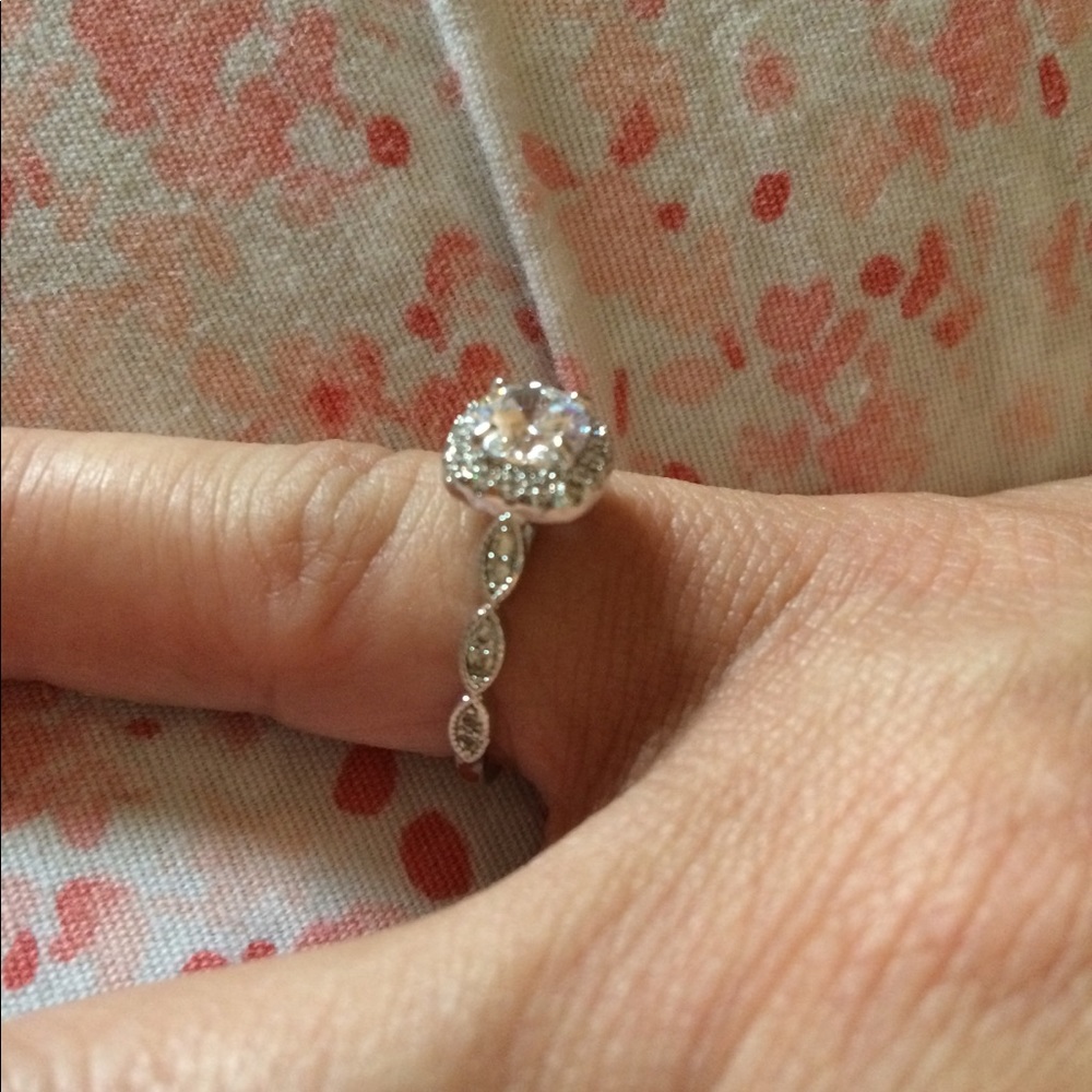 Size 6 Ring