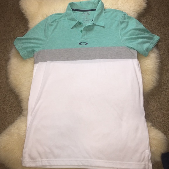 Oakley Other - Oakley men T-Shirt small