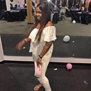 Meet your Posher, Nesha