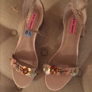 Betsy Johnson Sparkly sandals!!