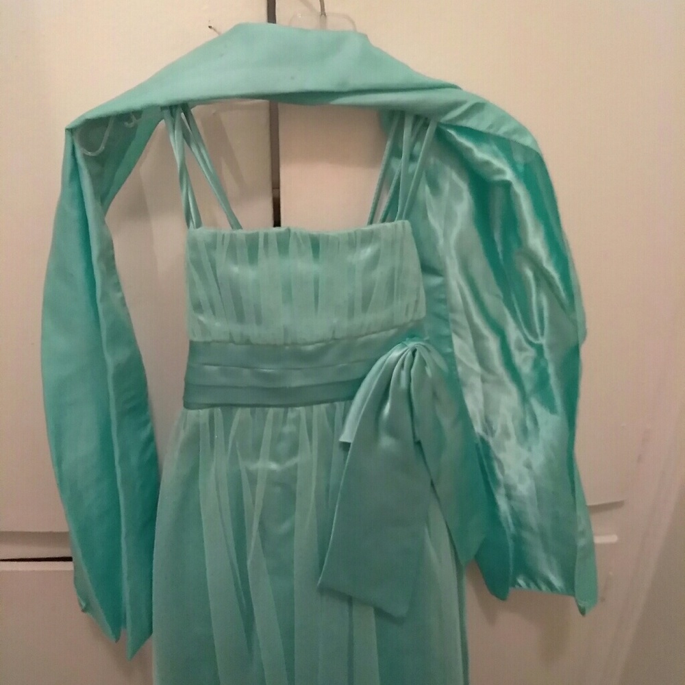 Girls mint colored dress