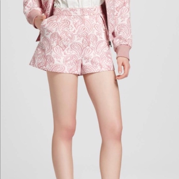 VB for Target shorts. Brand new. - Picture 2 of 3