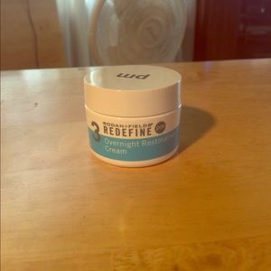 Rodan+Fields redefine overnight restorative cream