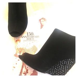 Sparkle with every step - Reiss 1971 booties