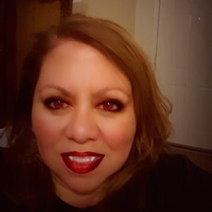 Meet your Posher, Vicki