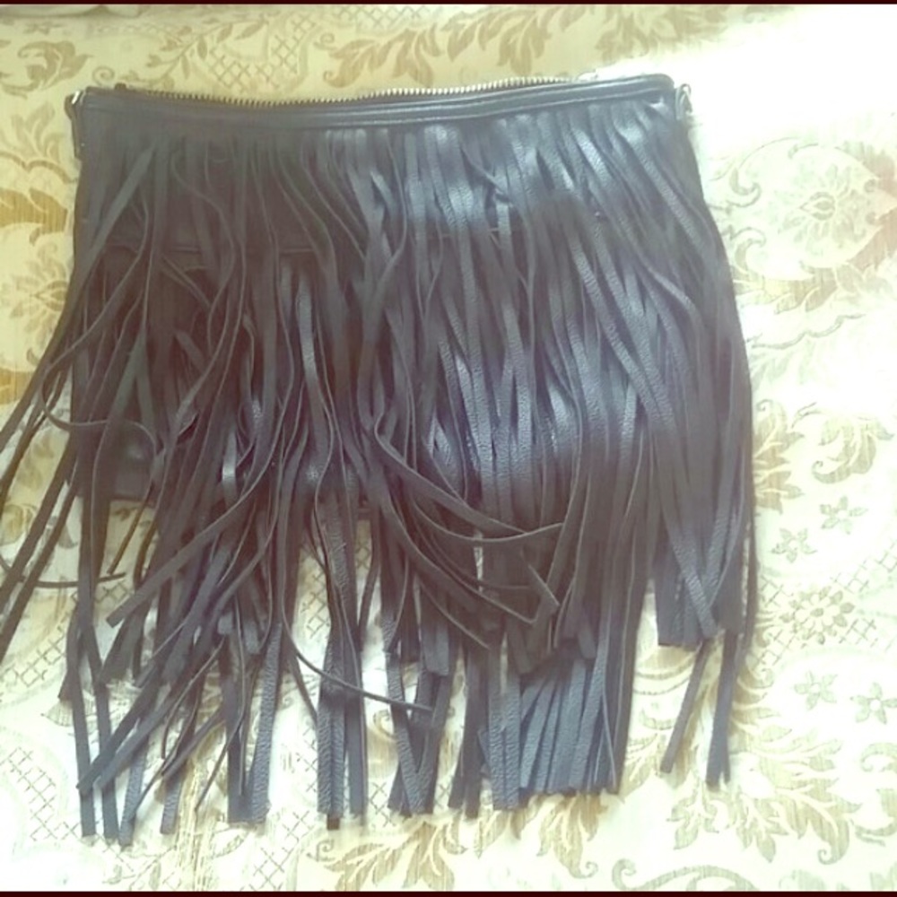 Fringe clutch 👛