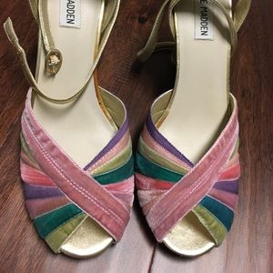 Steve Madden suede heels