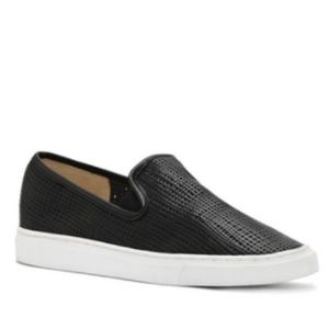 NWT Vince Camuto Slip on Sneaker