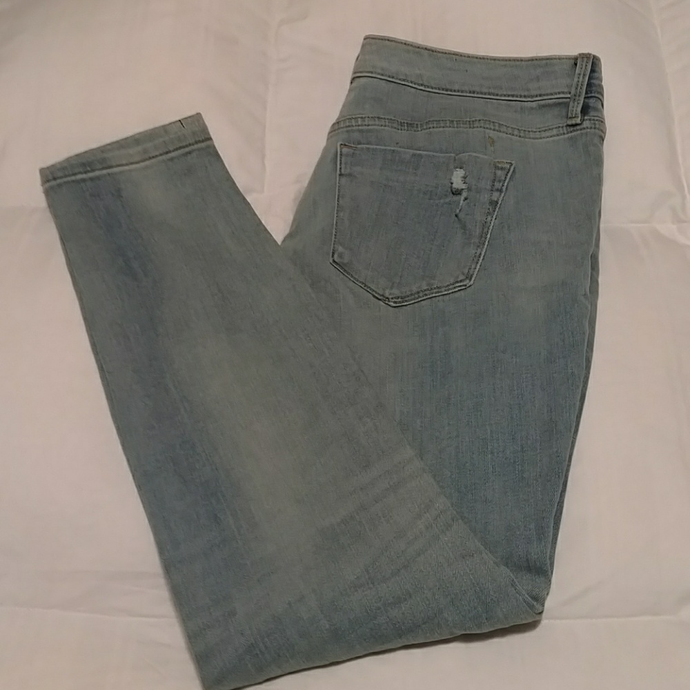 ❇️NEW❇️ Mossimo skinny jeans