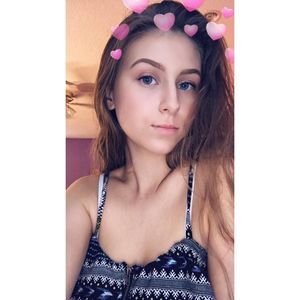 Meet your Posher, Arianna