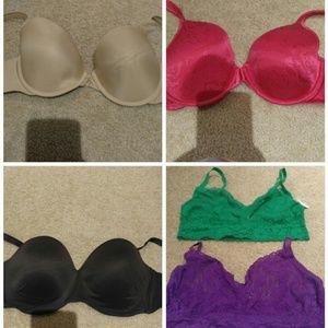 Bras and bralette lot of 5