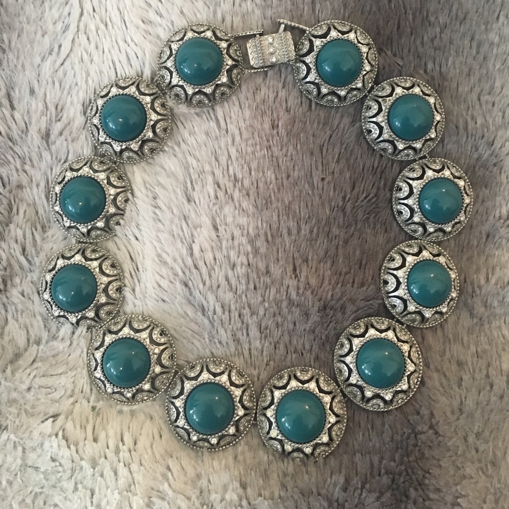 Silver with turquoise stone choker necklace
