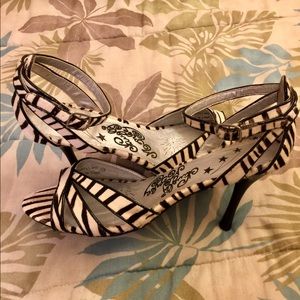 Naught Monkey Jungle Fever Heel in Zebra