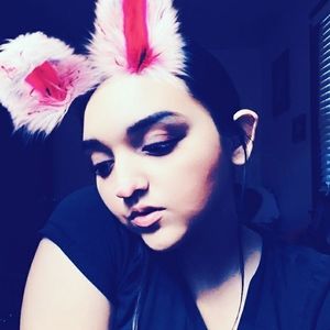 Meet your Posher, Jillian