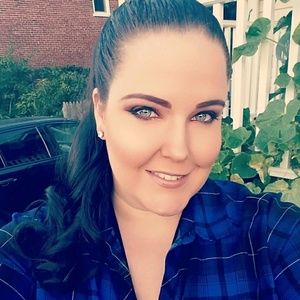 Meet your Posher, Cortney