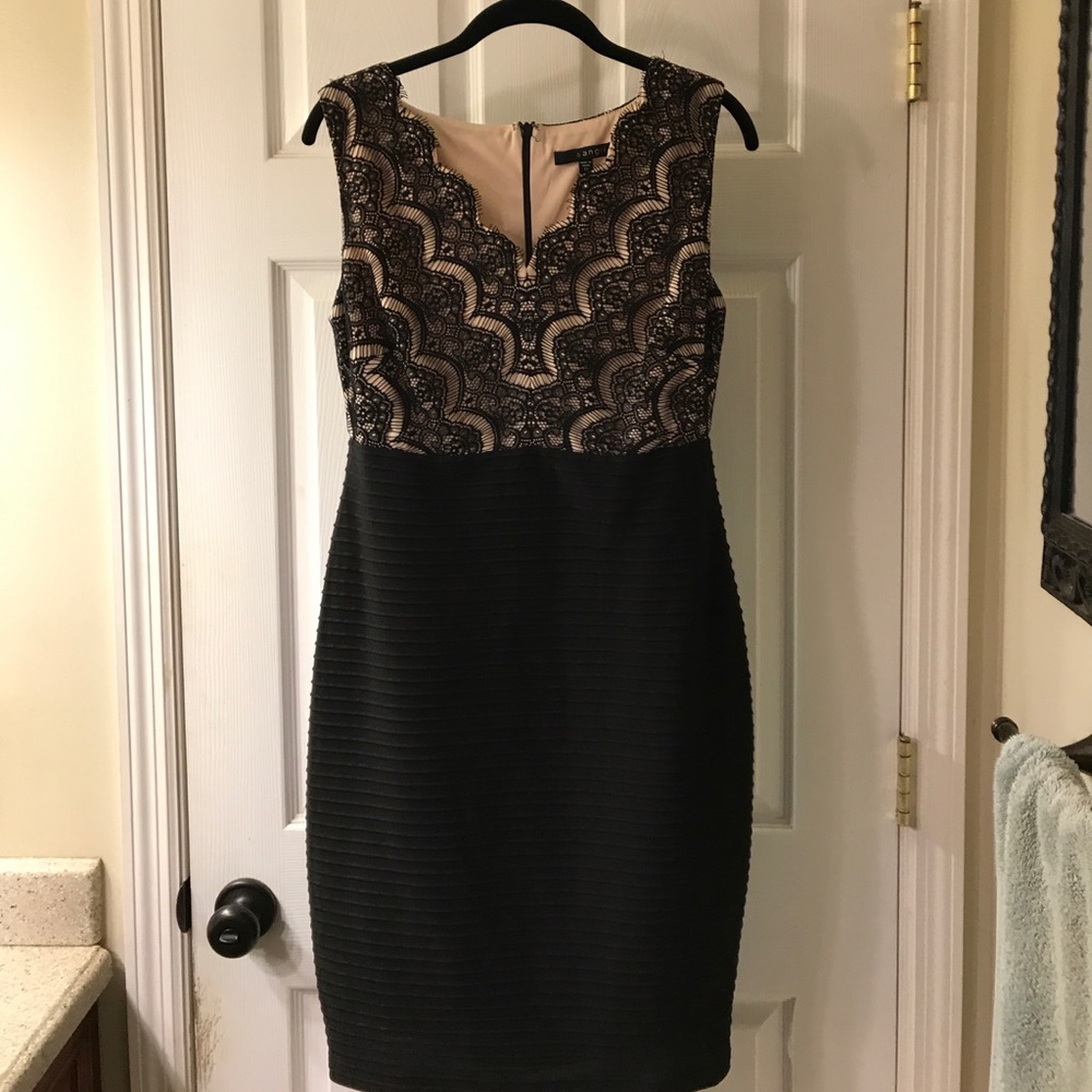Black& pink dress. Lace detailed neckline. Size M