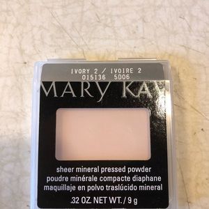 Mary Kay sheer mineral pressed powder Ivory 2