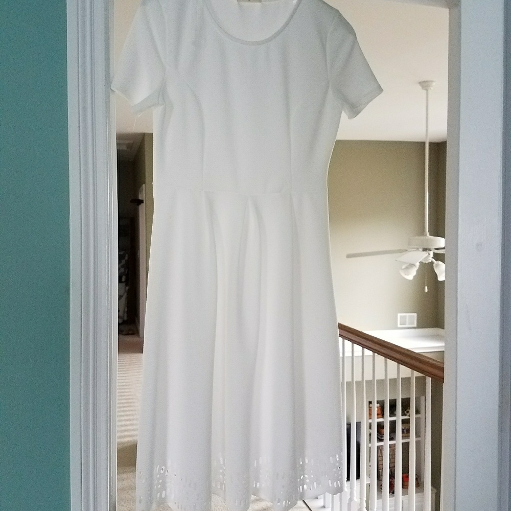NWT short sleeved white dress