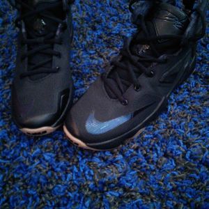 Meet your Posher, Hunter