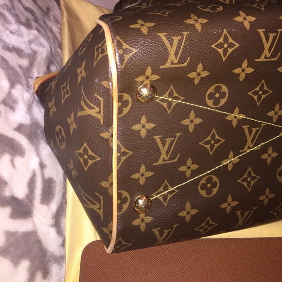 Louis Vuitton Tivoli GM Baseboard & Acess - Picture 3 of 8