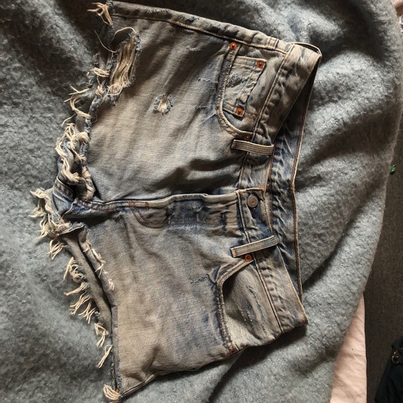 LEVI SHORTS - Picture 1 of 3