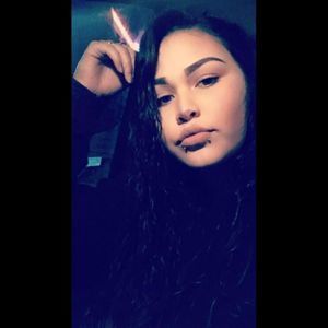 Meet your Posher, Breanna