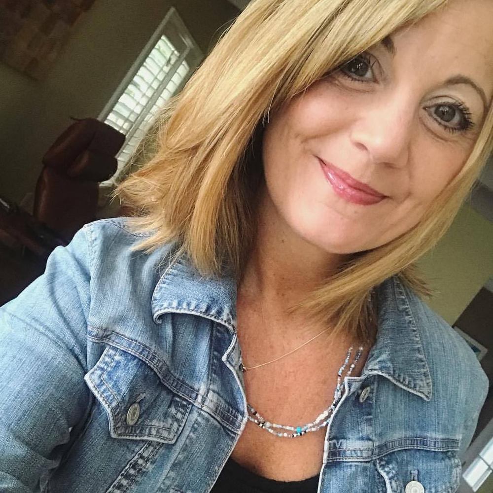 Meet your Posher, Carolyn