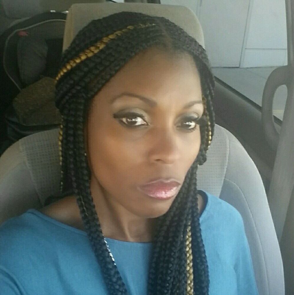 Meet your Posher, Val