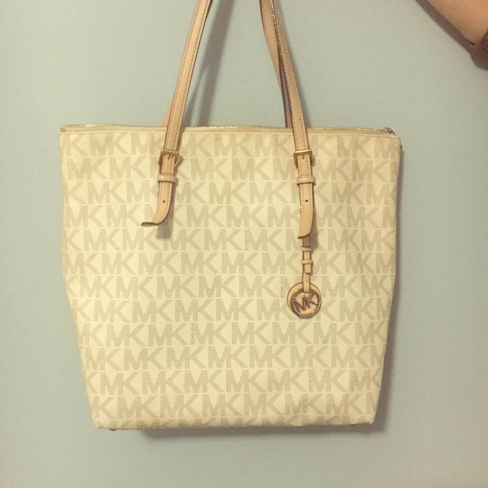 Michael Kors Jet Set Signature Tote Bag Vanilla