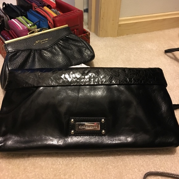 New with Tag Charles David Black Leather Clutch - Picture 2 of 6