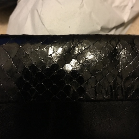 New with Tag Charles David Black Leather Clutch - Picture 6 of 6