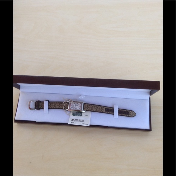 Coach watch - Picture 5 of 5